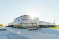 Dak- en wandbeplating bij VidaXL te Venlo