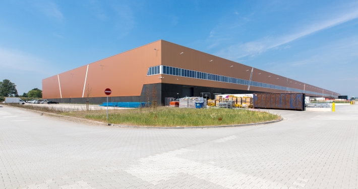 Dak- en wandbeplating bij VidaXL te Venlo