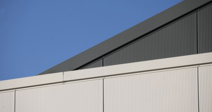 Dak- en wandbeplating bij Bongers te Woerden