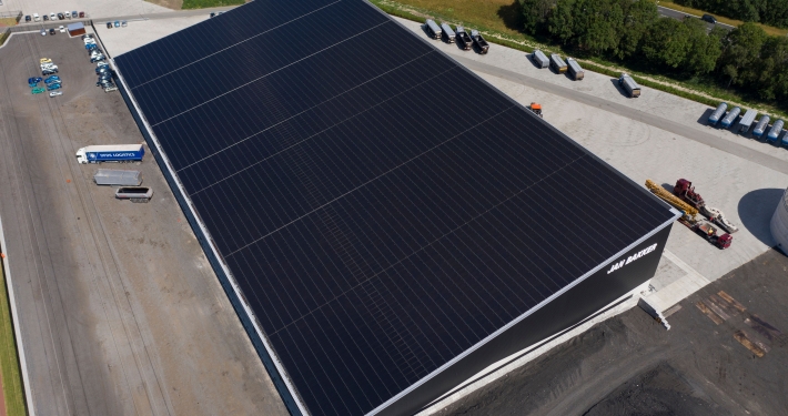 Dak- en wandbeplating bij Jan Bakker te Hattemerbroek