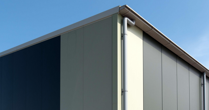 Dak- en wandbeplating bij V.D. Klink Belmeer B.V. te 't Zand