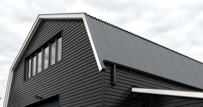 Dak- en wandbeplating bij Fam. Verweij te Lopik