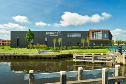 Dak- en wandbeplating bij Brouwer Technology te Nijkerk