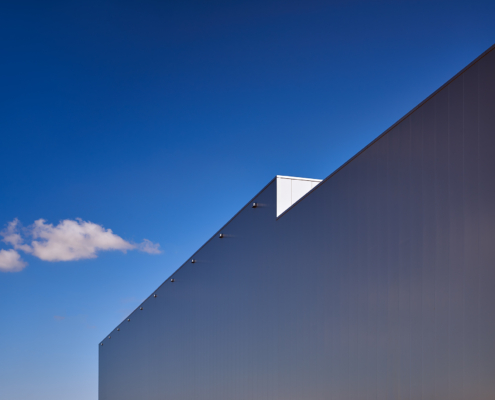 Dak- en gevelbeplating bij Ploeger te Harderwijk