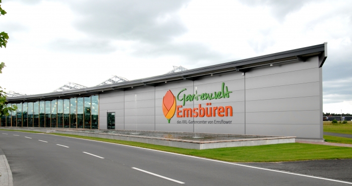 Dak- en wandbeplating bij Emsflower te Emsbüren