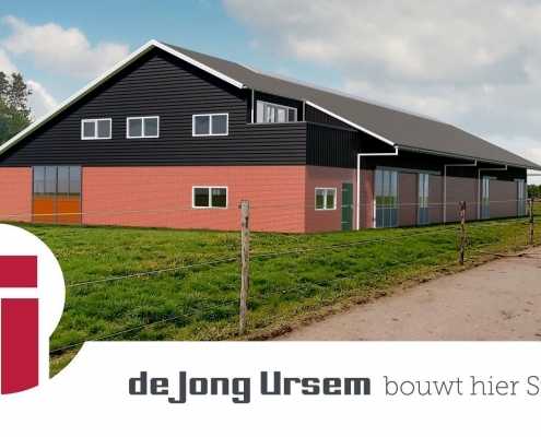 Dak- en wandbeplating bij paardenstal Liza te Berkhout