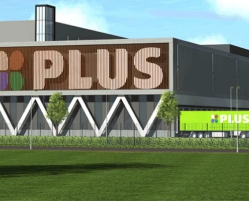 Dak- en wandbeplating bij distributiecentrum Plus te Oss