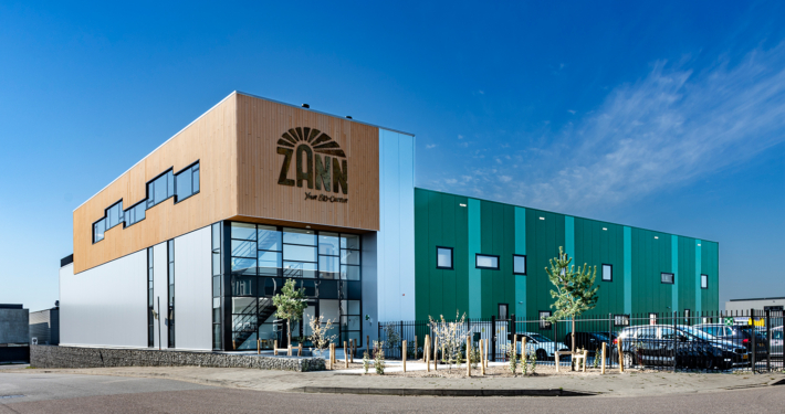 Dak- en wandbeplating bij Zann Lansingerland