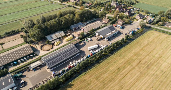 Dakrenovatie bij Garage Verspui te Hoornaar