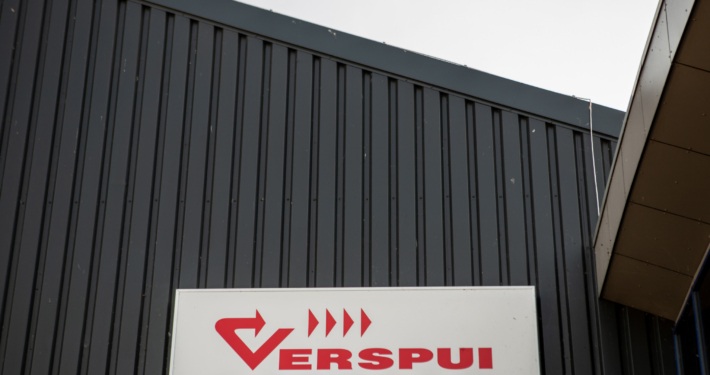 Dakrenovatie bij Garage Verspui te Hoornaar