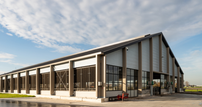 Dak- en gevelbeplating bij Fam. Schilder te Spierdijk