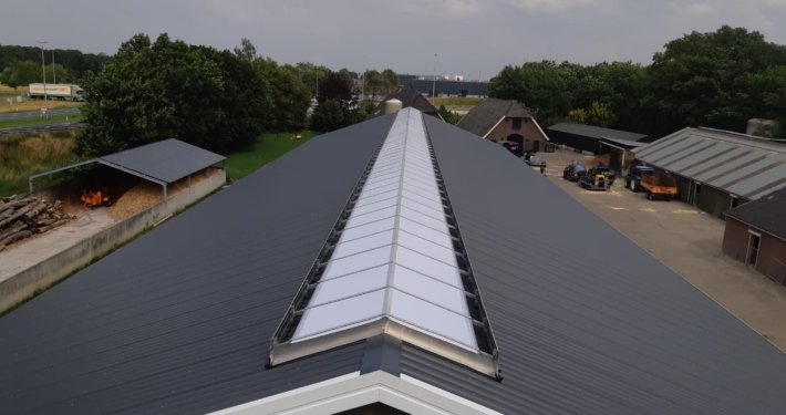 Dak- en gevelbeplating bij Fintelman te Terschuur