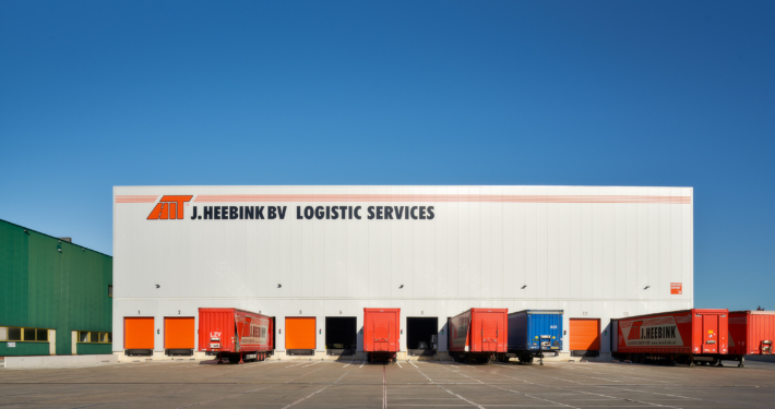 Dak- en gevelbeplating bij Heebink te Veenendaal