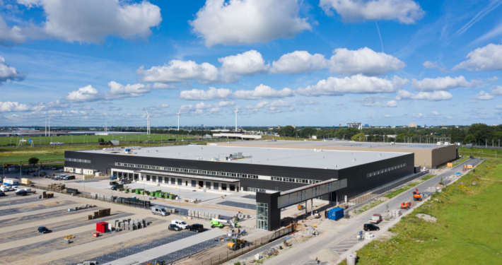 ©egbertdeboer.com | Dak- en gevelbeplating bij Ahold te Bleiswijk - Hardeman | van Harten