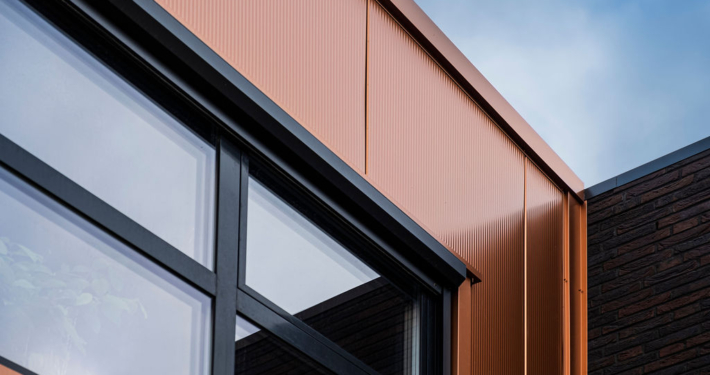 Gevelbeplating bij Covebo te Nijkerk - Hardeman | van Harten