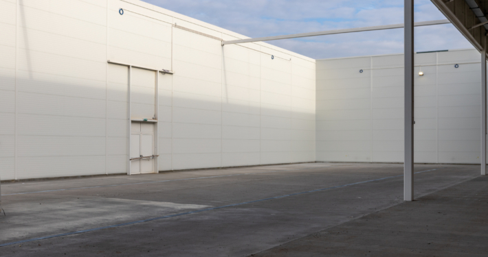 Dak- en gevelbeplating bij nieuwbouw BAUHAUS