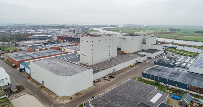 Dak- en gevelbeplating bij Fuite te Genemuiden