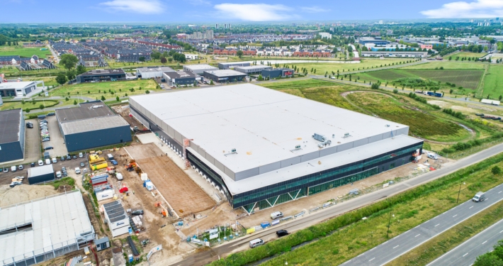 Dak- en gevelbeplating bij Welkoop te Apeldoorn