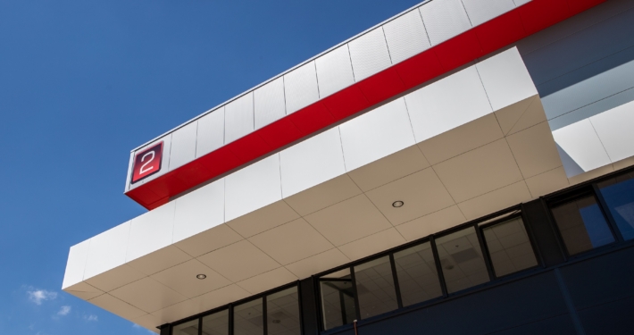 Dak- en gevelbeplating bij Brouwers te Den Bosch