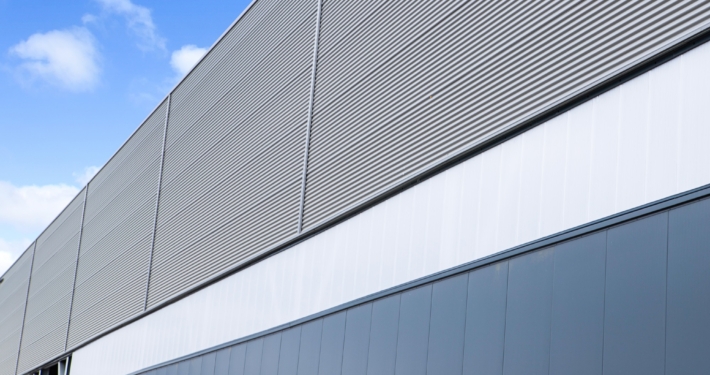 Dak- en gevelbeplating bij Welkoop te Apeldoorn