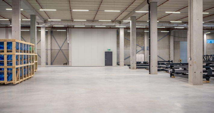 Dak- en gevelbeplating bij Zalando te Bleiswijk