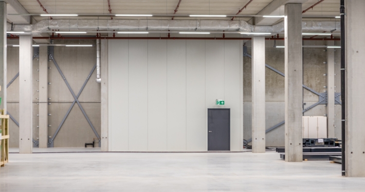 Dak- en gevelbeplating bij Zalando te Bleiswijk