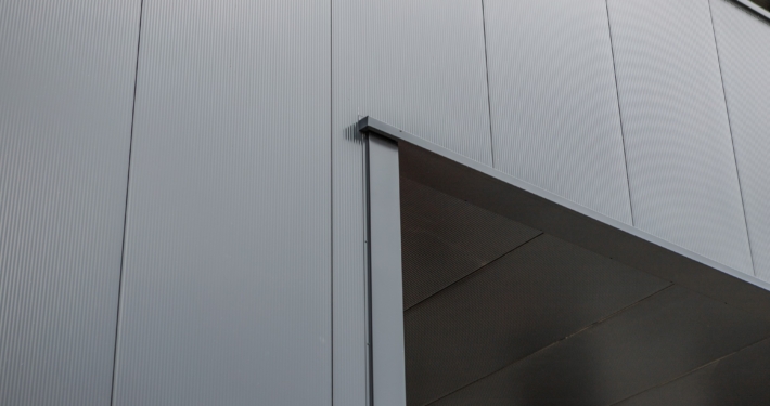 Dak- en gevelbeplating bij Welkoop te Apeldoorn