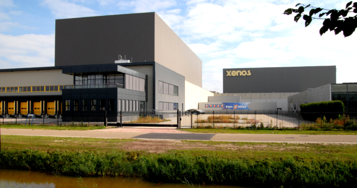 Dak- en gevelbeplating Xenos in Waalwijk