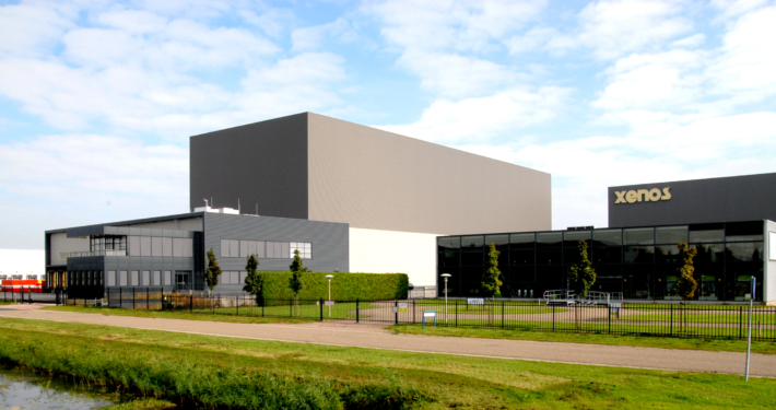 Dak- en gevelbeplating Xenos in Waalwijk