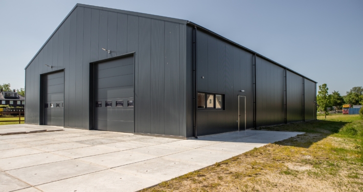 Dak- en gevelbeplating levering en montage in opdracht van Bouwbedrijf Hiemstra