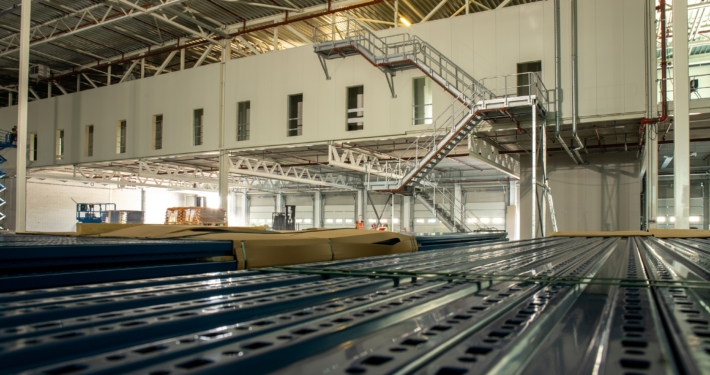 Dak- en gevelbeplating bij DC Somerset te Drunen