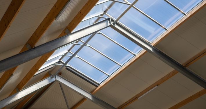 Dak- en gevelbeplating levering en montage in opdracht van Bouwbedrijf Hiemstra