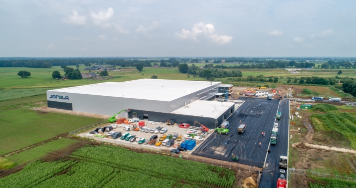 Dak- en gevelbeplating bij Jarola te Coevorden