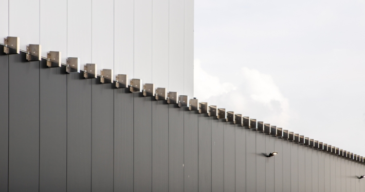 Dak- en gevelbeplating bij Jarola te Coevorden