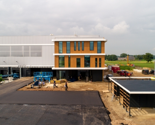 Dak- en gevelbeplating bij Jarola te Coevorden