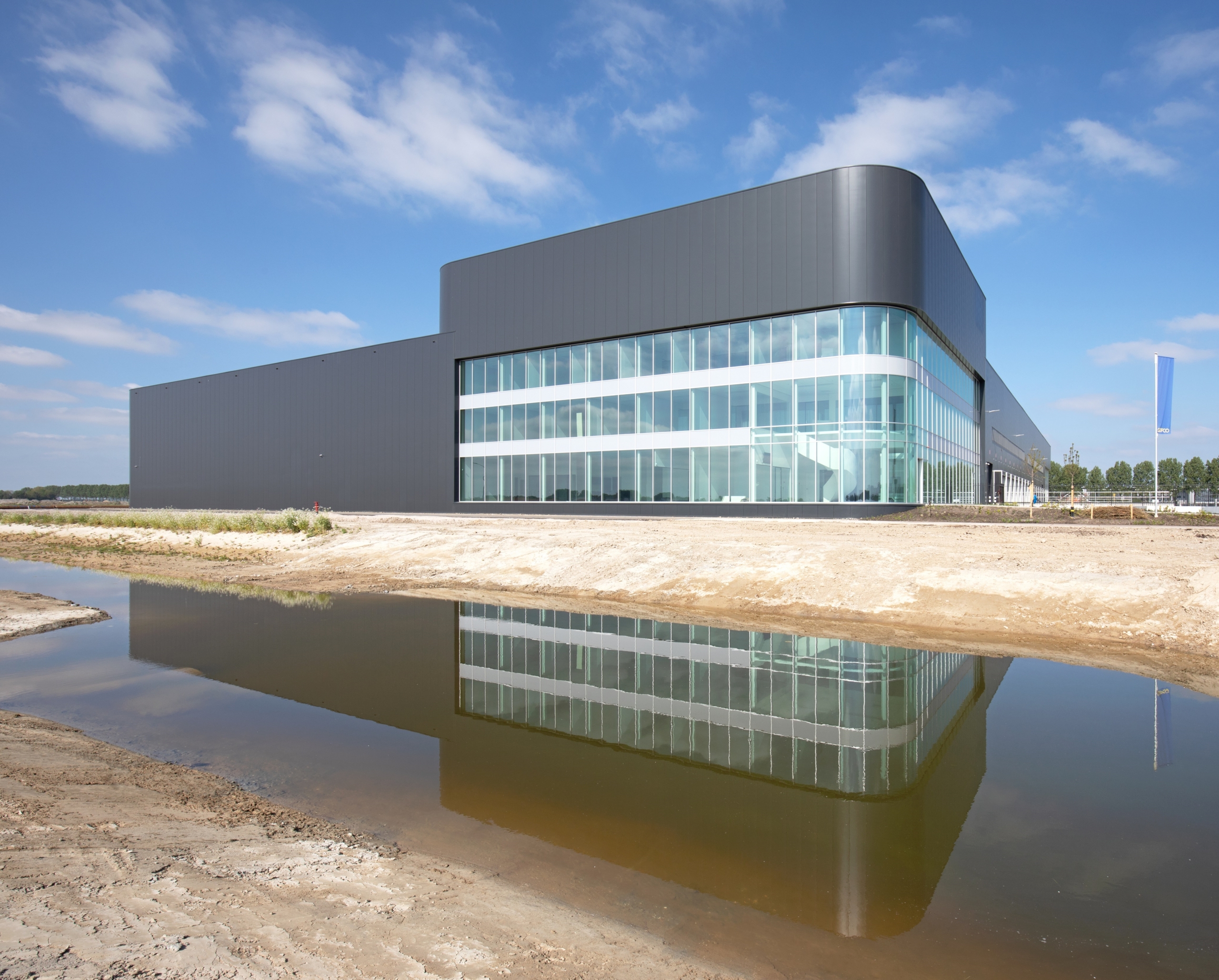 Nieuwbouw Segro te Hoofddorp