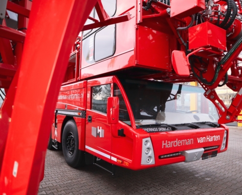 Drie nieuwe hybride kranen Drie nieuwe hybride kranen