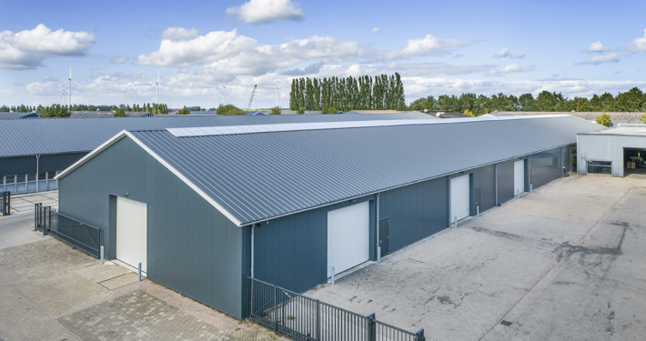 Renovatie bedrijfshal te Dronten
