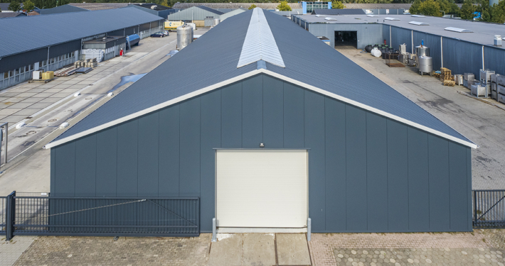 Renovatie bedrijfshal te Dronten