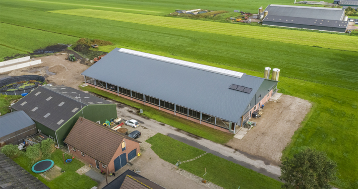 Nieuwbouw ligboxstal te Staphorst