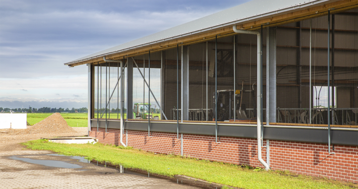 Nieuwbouw ligboxstal te Staphorst