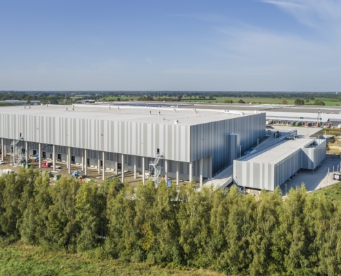 Nieuwbouw dubbeldeks warehouse te Venlo Nieuwbouw dubbeldeks warehouse te Venlo