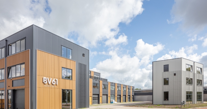 Nieuwbouw bedrijfshallen te Alkmaar